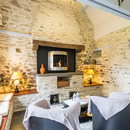 Le Pont De Benneville 3*